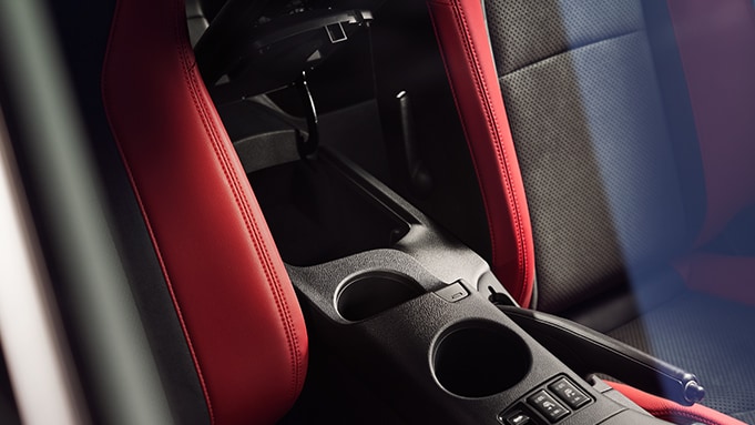 2024 Nissan Z center armrest hidden features