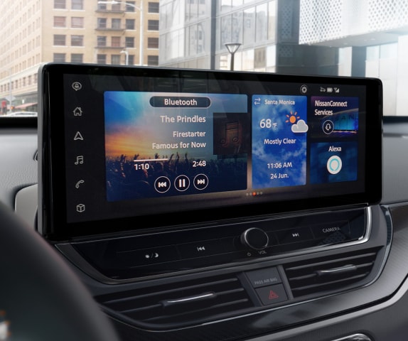 Touchscreen in 2024 Nissan Altima showing Apple Carplay Connectivity