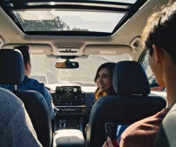 Nissan Pathfinder Connected Interior video